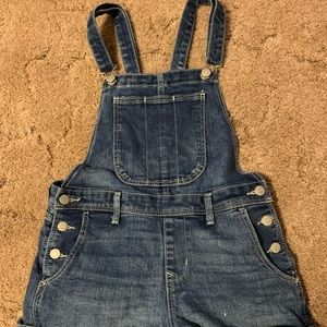 Old navy coverall shorts